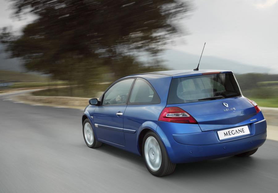  Renault Megane 2006 года  (фото 22 из 41)